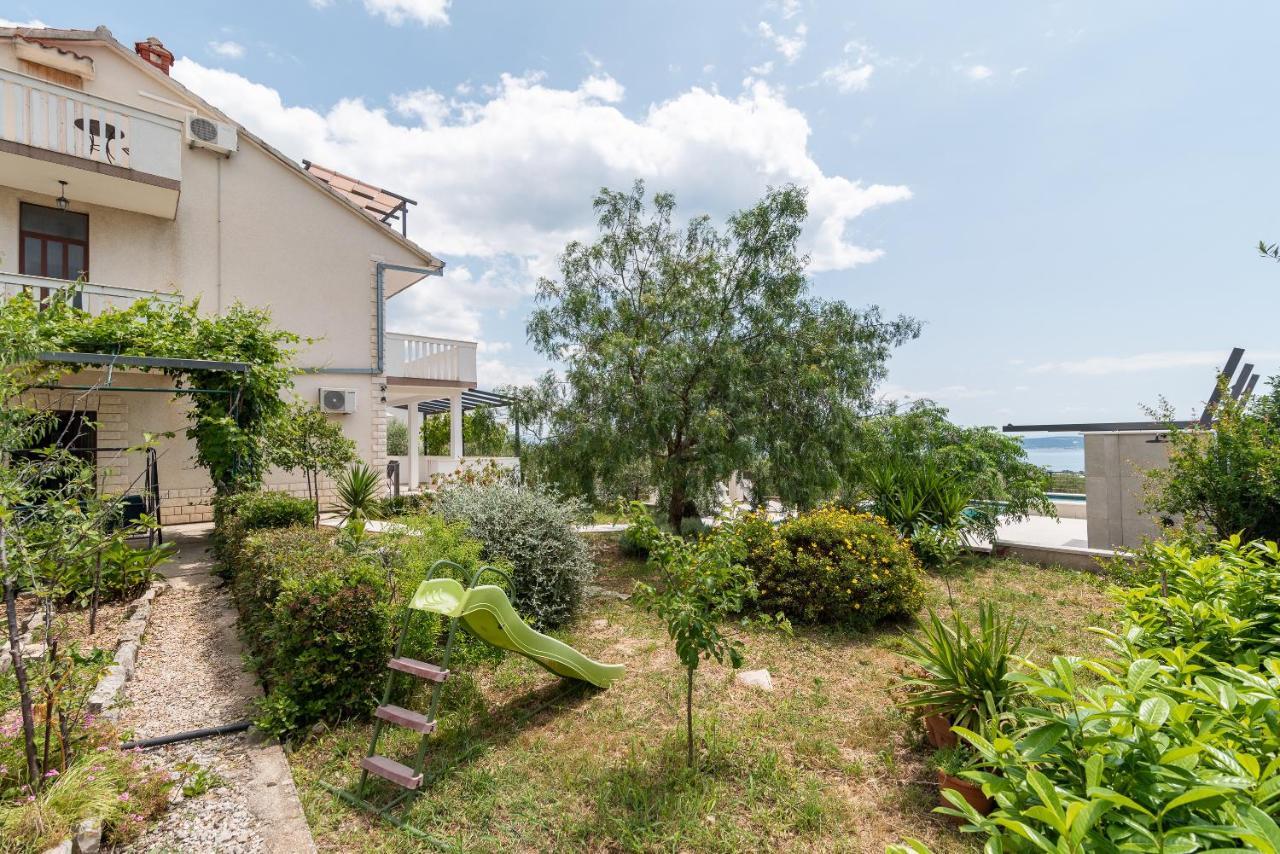 Apartments Dobrila Kastel Novi Exterior photo